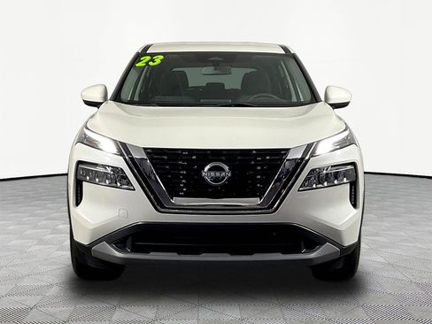 Used 2023 Nissan Rogue SV AWD/4WD image 2