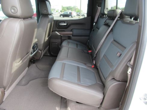 Used 2021 GMC Sierra 1500 Denali w/ Denali Ultimate Package AWD/4WD image 38
