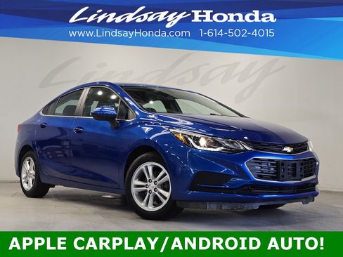 Used 2017 Chevrolet Cruze LT w/ Convenience Package image 1