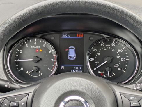 Used 2021 Nissan Rogue Sport S image 14