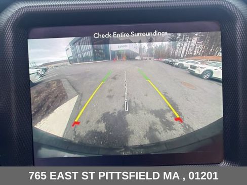 Used 2022 Jeep Wrangler Unlimited Sahara AWD/4WD image 10