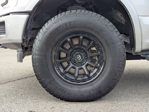 Used 2019 Ford F150 XLT w/ Equipment Group 302A Luxury image 30