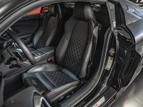 Used 2023 Audi R8 V10 performance image 34