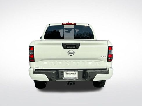 New 2026 Nissan Frontier 4x4 Crew Cab image 6