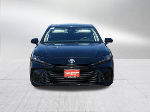 Certified 2025 Toyota Camry LE image 2