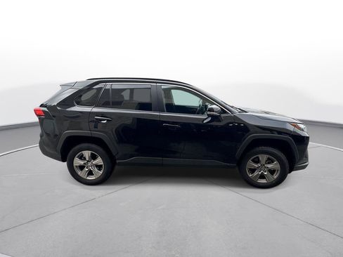 Certified 2025 Toyota RAV4 XLE AWD/4WD image 5