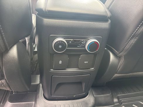 Certified 2023 Ford Explorer XLT w/ Equipment Group 202A AWD/4WD image 39