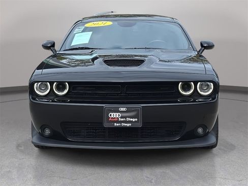 Used 2021 Dodge Challenger GT w/ Plus Package image 9