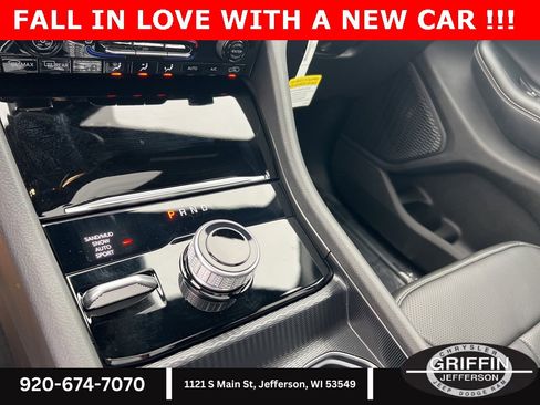 New 2025 Jeep Grand Cherokee Limited w/ Luxury Tech Group II image 29