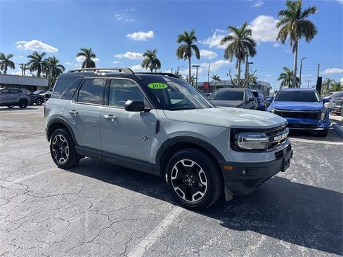 Used 2024 Ford Bronco Sport Outer Banks w/ Tech Package image 1
