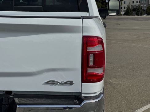 New 2024 RAM 2500 Tradesman w/ Towing Technology Group image 25