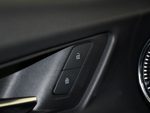 Used 2025 Chevrolet Equinox LT AWD/4WD image 35