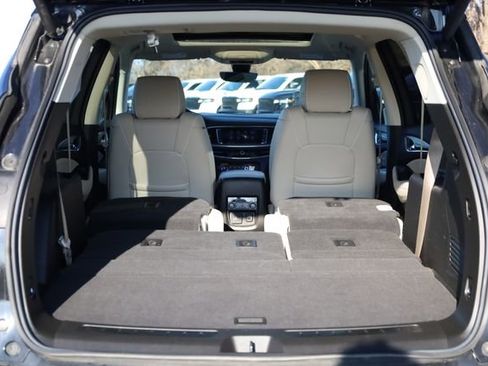 Used 2023 Buick Enclave Avenir w/ Avenir Technology Package image 28