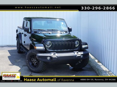 Used 2024 Jeep Gladiator Sport AWD/4WD image 1