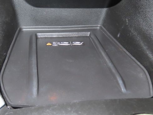 Used 2023 Chevrolet Traverse Premier AWD/4WD image 25