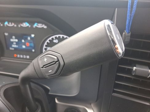 Used 2024 Ford F550 2WD Regular Cab Super Duty image 12