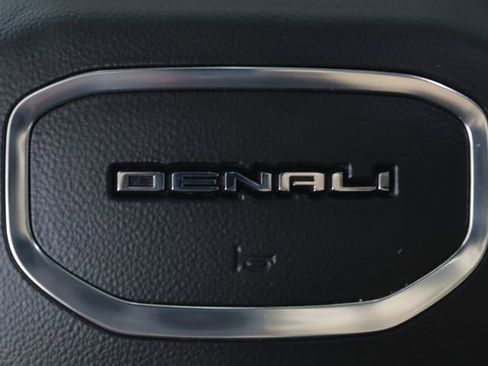 Used 2023 GMC Yukon XL Denali Ultimate image 14