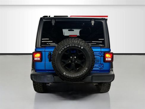 Used 2022 Jeep Wrangler Unlimited Willys image 6