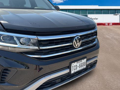 Used 2023 Volkswagen Atlas Cross Sport SE w/ Panoramic Sunroof Package FWD image 30