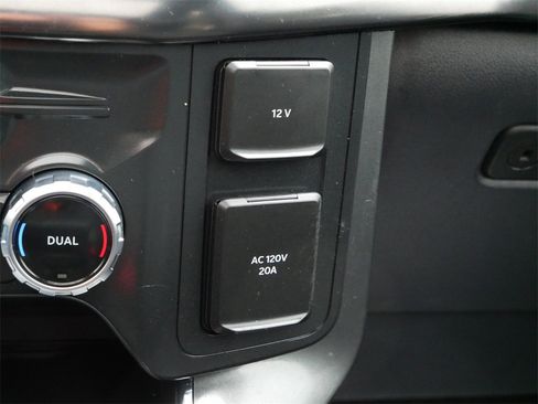 Used 2022 Ford F150 Lariat w/ Equipment Group 502A High image 26