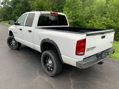 Used 2006 Dodge Ram 2500 Truck SLT AWD/4WD image 10