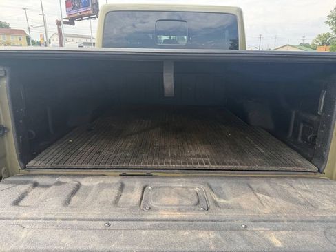Certified 2025 Jeep Gladiator Sport AWD/4WD image 7