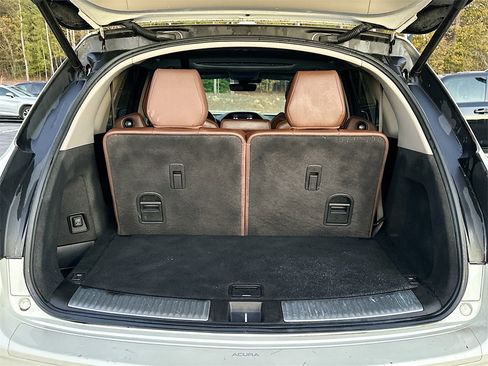 Used 2017 Acura MDX SH-AWD w/ Technology Package image 16