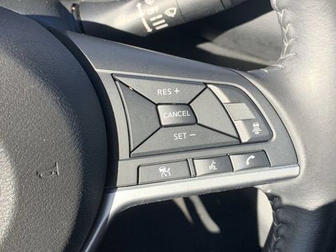 Used 2021 Nissan Sentra SV FWD image 27