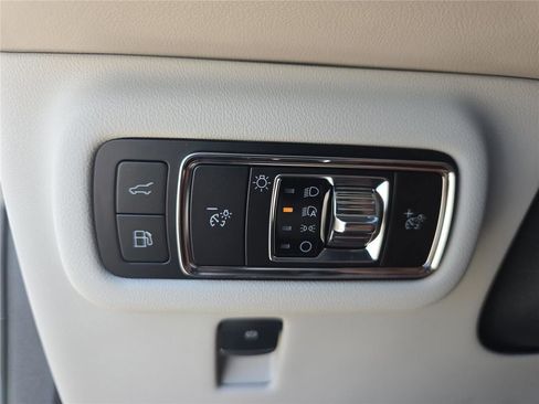 New 2026 Lincoln Nautilus Reserve w/ Jet Appearance Package AWD/4WD image 23