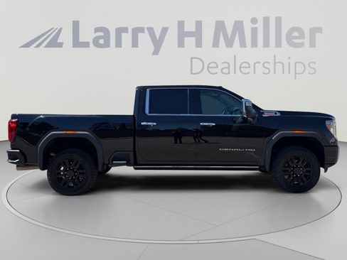 Used 2021 GMC Sierra 2500 Denali w/ Denali Black Diamond Edition AWD/4WD image 7