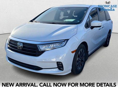 Used 2024 Honda Odyssey EX-L image 2