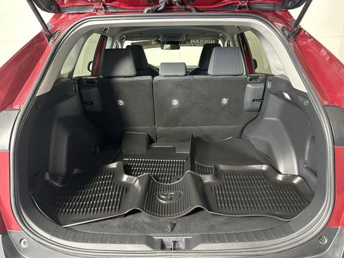 Used 2024 Toyota RAV4 LE FWD image 23