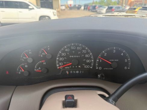 Used 1998 Ford F150 Lariat RWD image 17