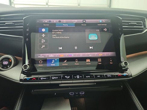 New 2026 Jeep Grand Wagoneer Limited AWD/4WD image 23