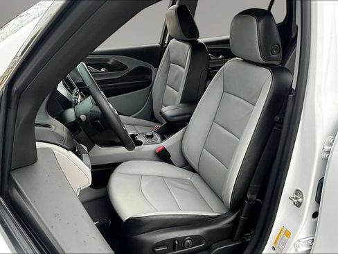 Used 2021 GMC Terrain SLT w/ LPO, Floor Liner Package AWD/4WD image 21