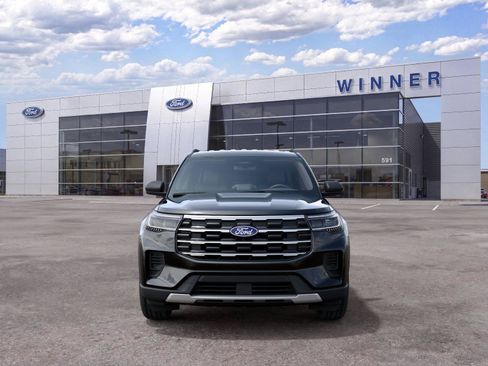 New 2027 Ford Explorer Active AWD/4WD image 3