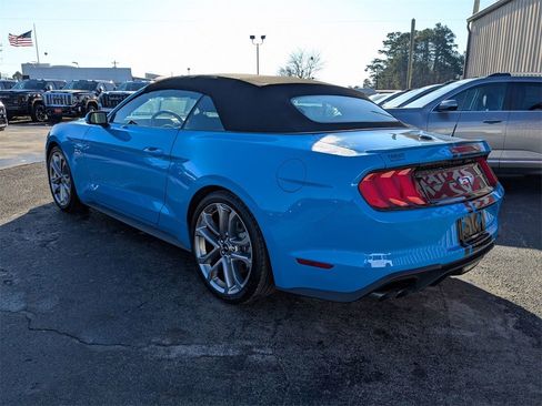 Used 2022 Ford Mustang GT Premium w/ Equipment Group 401A image 3