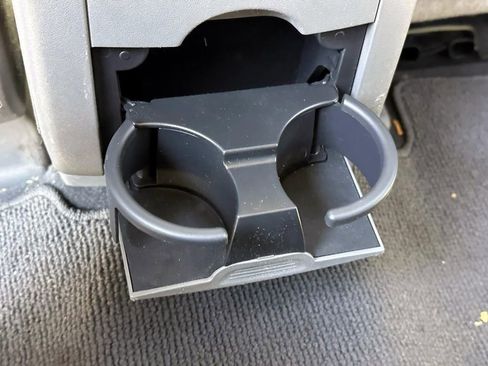 Used 2021 Nissan Frontier SV image 11