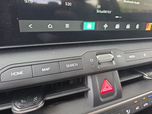 Certified 2025 Kia K4 FWD image 15