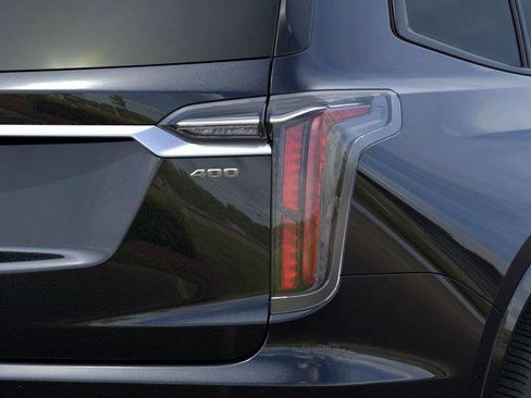 Certified 2025 Cadillac XT6 Sport w/ Technology Package AWD/4WD image 11