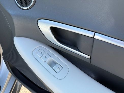 Used 2025 Hyundai Sonata SEL FWD image 39