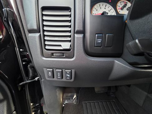 Used 2014 Nissan Titan PRO-4X image 36