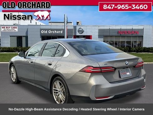 Used 2024 BMW 530i xDrive AWD/4WD image 9