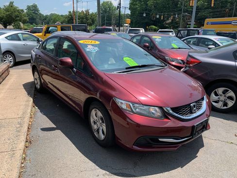 Used 2013 Honda Civic LX image 1