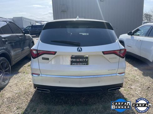 Certified 2023 Acura MDX SH-AWD w/ Technology Package image 3