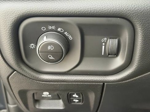 New 2026 RAM 1500 Big Horn AWD/4WD image 28
