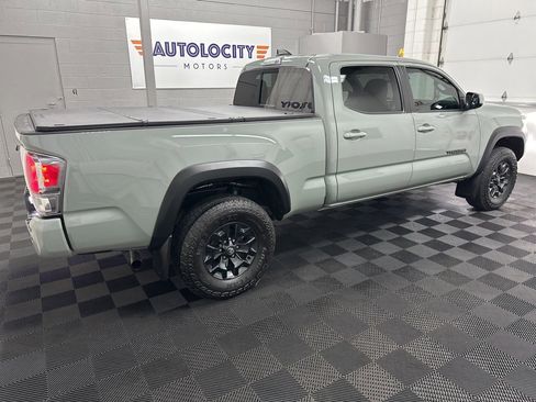 Used 2023 Toyota Tacoma TRD Off-Road image 10