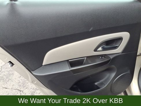 Used 2012 Chevrolet Cruze LS FWD image 13
