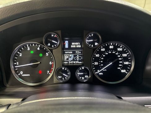 Used 2014 Lexus LX 570 4WD image 21