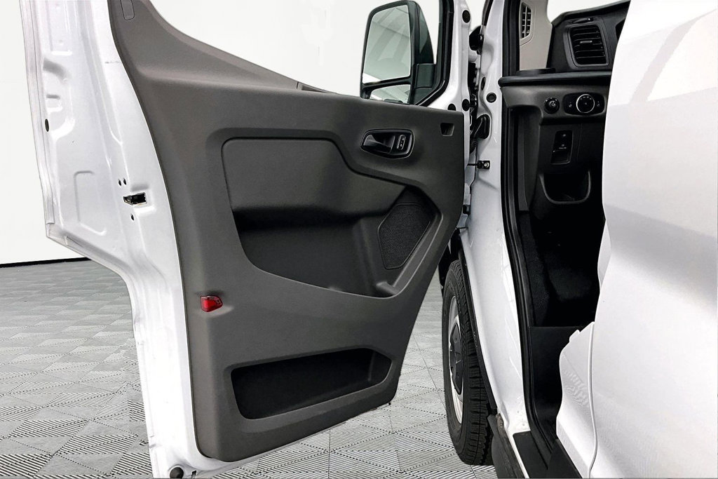 Used 2026 Ford Transit 150 Low Roof RWD image 23